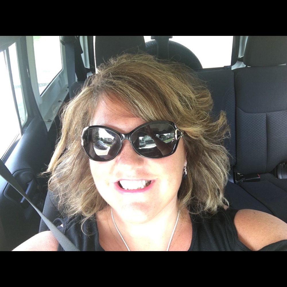 Meet your Posher, Tracie
